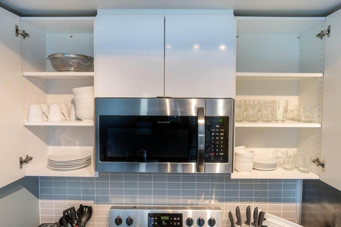 Self Check-In-Washer-Dryer-4Ksmart Tv-King Bed-Gym Tacoma Exterior photo